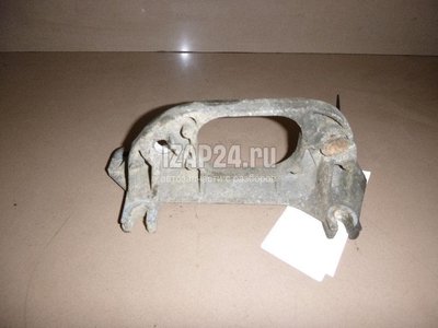 8200222022 Кронштейн опоры КПП Renault Megane II (2003 - 2009)