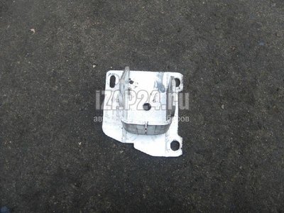8200010164 Кронштейн усилителя заднего бампера правый Renault Megane II (2003 - 2009)