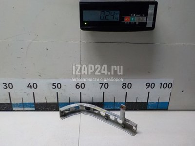 4D0821138R Элемент передней панели VAG A8 [4D] (1994 - 1998)
