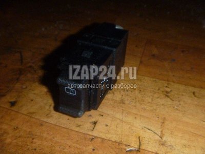 04671671AC Кнопка стеклоочистителя заднего Chrysler PT Cruiser (2000 - 2010)