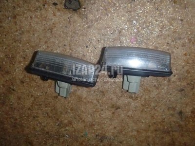 26510EL000 Фонарь подсветки номера Nissan Tiida (C11) (2007 - 2014)