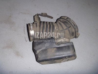 04861415AB Патрубок воздушного фильтра Chrysler Voyager/Caravan (RG/RS) (2000 - 2008)
