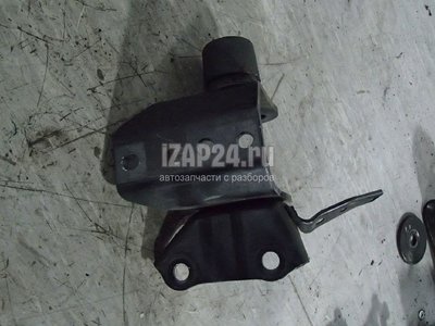 123210R010 Кронштейн двигателя задний Toyota Auris (E15) (2006 - 2012)