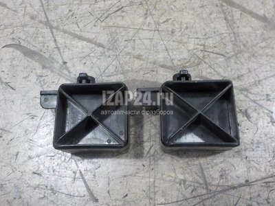 30723362 Кронштейн радиатора Volvo V70 (2007 - 2016)