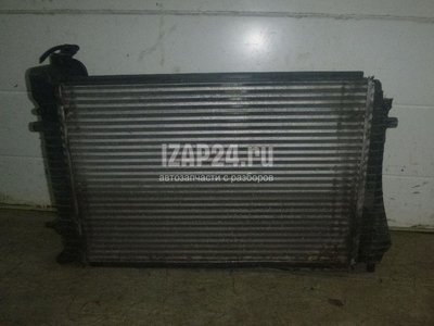 1K0145803Q Интеркулер VAG Caddy III (2004 - 2015)