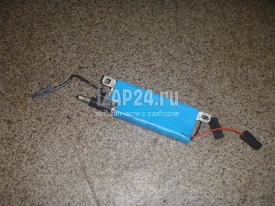 4D0035225D Антенна VAG A8 [4D] (1999 - 2002)