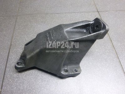 8D0199307L Кронштейн двигателя левый VAG A6 [C5] (1997 - 2004)