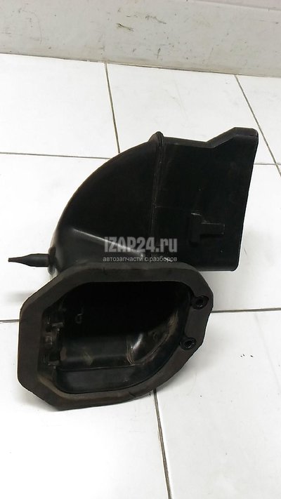 7L0819049 Воздухозаборник (внутри) VAG Touareg (2002 - 2010)