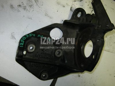 046130147D Кронштейн ТНВД VAG A6 [C4] (1994 - 1997)