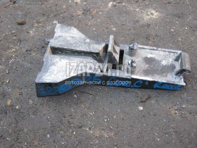9185457 Кронштейн заднего бампера GM Corsa C (2000 - 2006)