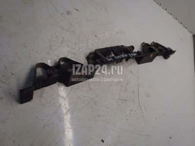 8200146040 Направляющая заднего бампера Renault Megane II (2003 - 2009)
