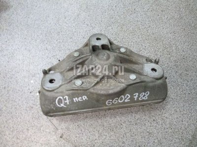 7L0412391D Кронштейн (п.п.к.) VAG Cayenne (2003 - 2010)