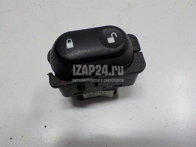 YUF000330PUY Кнопка центрального замка Land Rover Freelander (1998 - 2006)