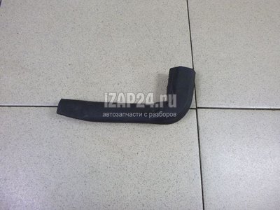678320002R Уплотнитель капота Renault Megane III (2009 - 2016)