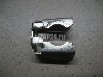 1465A528 Кронштейн форсунки Mitsubishi Colt (Z3) (2003 - 2012)