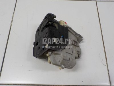 4F1837016D Замок двери передней правой VAG Allroad quattro (2006 - 2012)