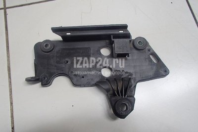 078133365C Кронштейн (сопут. товар) VAG Superb (2002 - 2008)