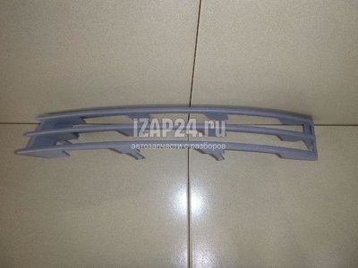 LR044732 Решетка в бампер правая Land Rover Range Rover IV 2013