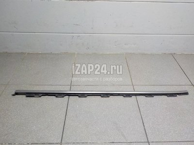 9678420680 Накладка стекла заднего левого Citroen-Peugeot 2008 (2013 - 2019)