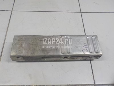 8E0807332B Кронштейн усилителя заднего бампера правый VAG A4 [B6] (2000 - 2004)