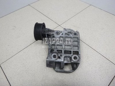 059903143Q Кронштейн генератора VAG Q7 [4L] (2005 - 2015)