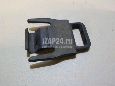 7L0121079A Кронштейн радиатора VAG Touareg (2002 - 2010)