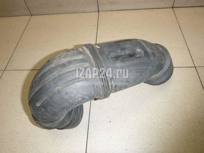 7L0129684A Патрубок воздушного фильтра VAG Touareg (2002 - 2010)