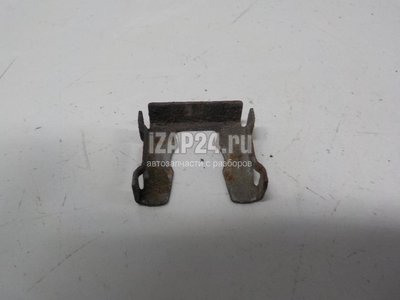 037133047 Зажим VAG Octavia (A5 1Z-) (2004 - 2013)