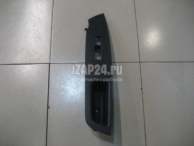 935772P000VA Накладка блока управления стеклоподъемниками Hyundai-Kia Sorento (XM) (2009 - )