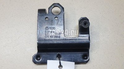 070103390E Кронштейн двигателя VAG Transporter T5 (2003 - 2015)