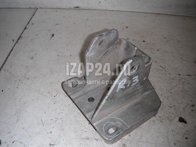 8200010164 Кронштейн усилителя заднего бампера правый Renault Megane II (2003 - 2009)