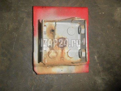 LC625312YA Кронштейн усилителя переднего бампера правый Mazda MPV II (LW) (1999 - 2006)