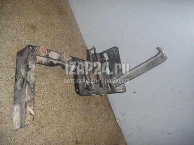 4D0821138AJ Элемент передней панели VAG A8 [4D] (1999 - 2002)