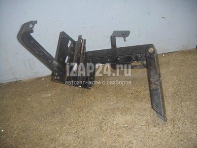 4D0821137AL Элемент передней панели VAG A8 [4D] (1999 - 2002)