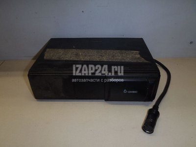 8N8057111A Чейнджер компакт дисков VAG TT(8N) (1998 - 2006)