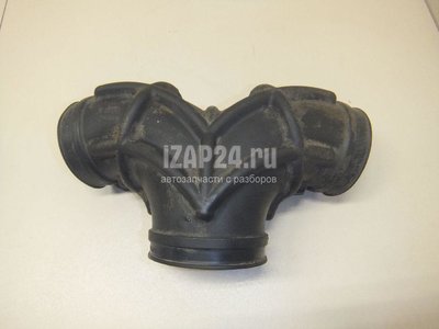 7L6129627 Патрубок воздушного фильтра VAG Touareg (2002 - 2010)