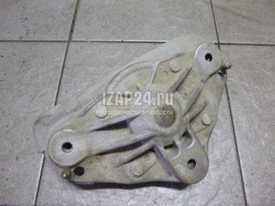 7L0412391D Кронштейн (п.п.к.) VAG Cayenne (2003 - 2010)