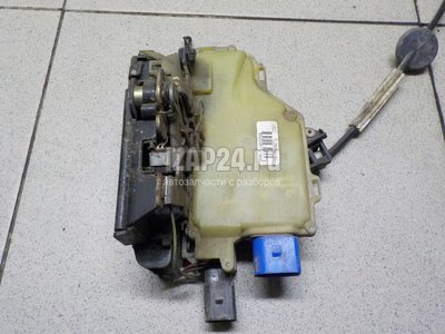 7L0839016C Замок двери задней правой VAG Cayenne (2003 - 2010)