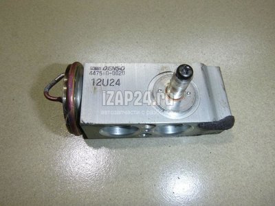 8851560060 Клапан кондиционера Toyota LX 470 (1998 - 2007)
