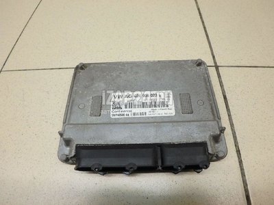 03E906023L Блок управления двигателем VAG Polo (HB) (2009 - 2017)