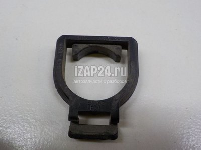 4B0614145 Крепеж VAG A8 [4E] (2002 - 2010)