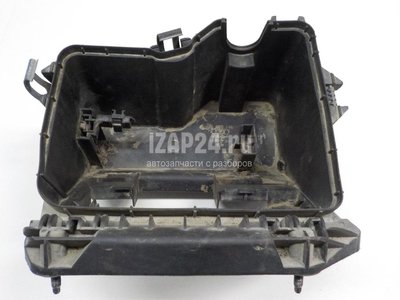 4E1937118 Корпус блока предохранителей VAG A8 [4E] (2002 - 2010)