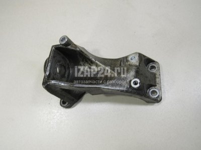 8E0399114L Кронштейн АКПП правый VAG A4 [B7] (2005 - 2007)