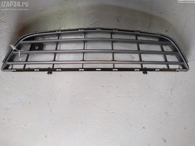 13231589 Решетка (заглушка) в бампер Opel Corsa D (2006-2014) 2009