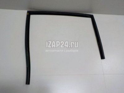 C2Z11231 Уплотнитель стекла двери Jaguar XF (2007 - 2015)