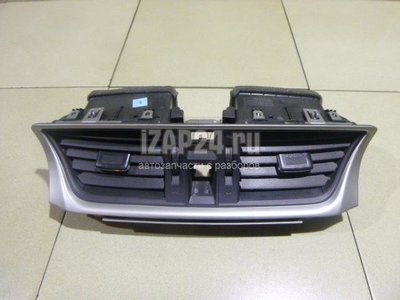 687503SG1A Дефлектор воздушный Nissan Sentra (B17) (2013 - 2017)