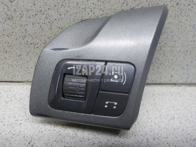 13208858 Кнопка многофункциональная GM Astra H / Family (2004 - 2015)