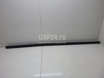 8200354335 Накладка стекла заднего правого Renault Scenic II (2003 - 2009)