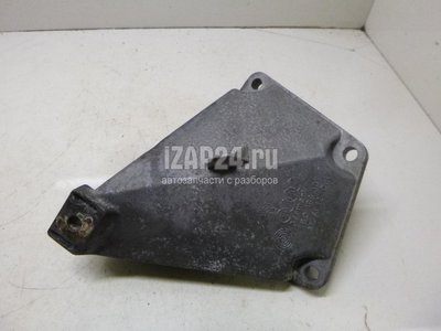 4B0199305A Кронштейн двигателя левый VAG Passat [B5] (2000 - 2005)