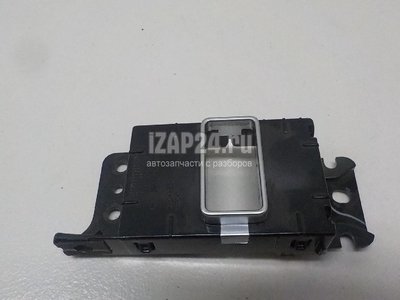 LR051017 Накладка (кузов внутри) Land Rover Range Rover IV 2013